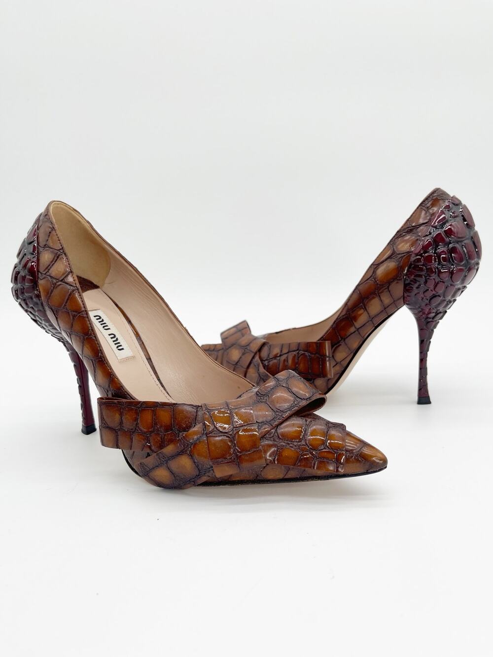 Miu Miu Spring 2015 Runway Brown Burgundy Patent Croc Embossed Bow Heels IT 36